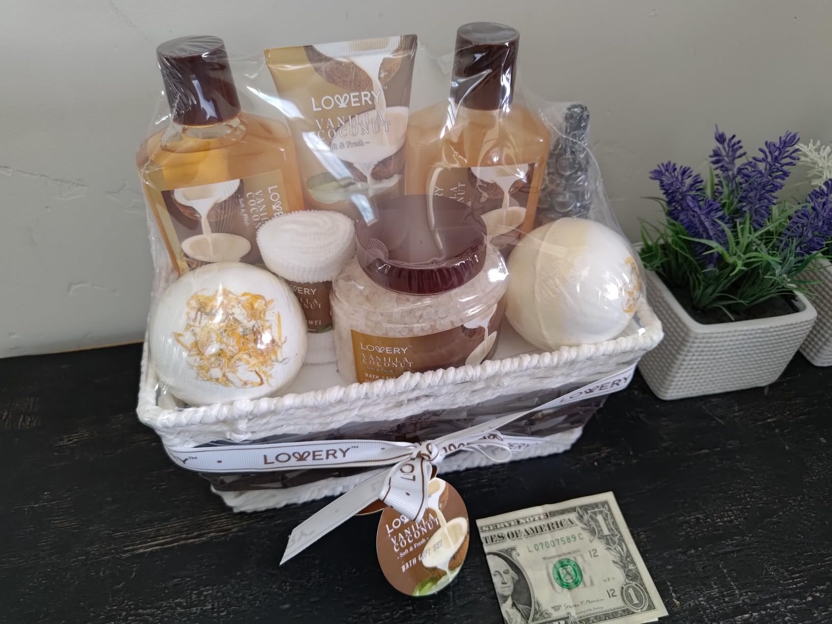 Gifts For Women Gift Basket for Women - 9 Piece Set of Vanilla Coconut Home Spa Set customer photo 2