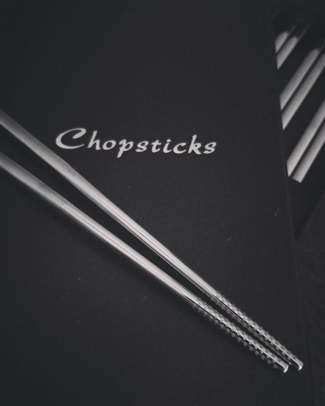 DEVICO 5 Pairs Chopsticks Reusable, 18/10 Stainless Steel Metal Chopsticks | Laser Engraved Non-Slip Chop Sticks, Dishwasher Safe Japanese Korean Chopsticks for Eating, 9.45 Inch/24cm, Gift Set, Sliver customer photo 1