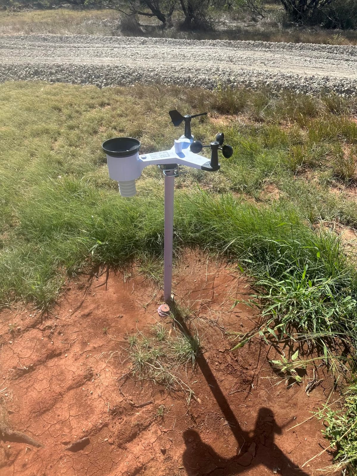 Ambient Weather WS-2000 Smart Weather Station | With Wi-Fi Remote Monitoring and Alerts customer photo 1