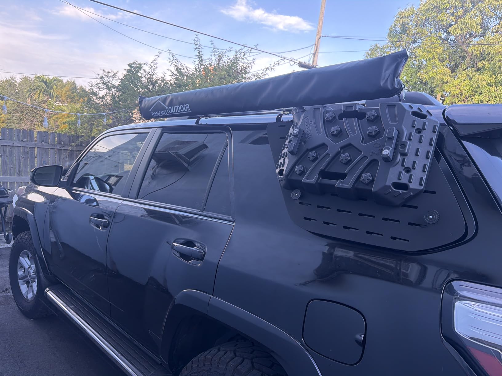DANCHEL OUTDOOR Car Awning 6.5x8.2ft Roof Rack Pull-Out Sun Shelter Canopy, Waterproof 4x4 Vehicle Side Overland Awning Camping, Gray customer photo 1