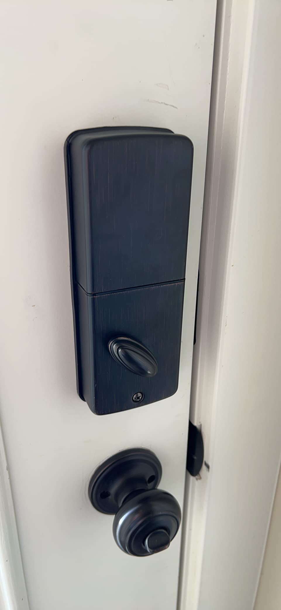 Amazon Basics Electronic Keypad Deadbolt Door Lock with Auto Lock, Customizable User Codes, One-time Codes, Touch-Control Keyless Entry, Traditional, Satin Nickel customer photo 1