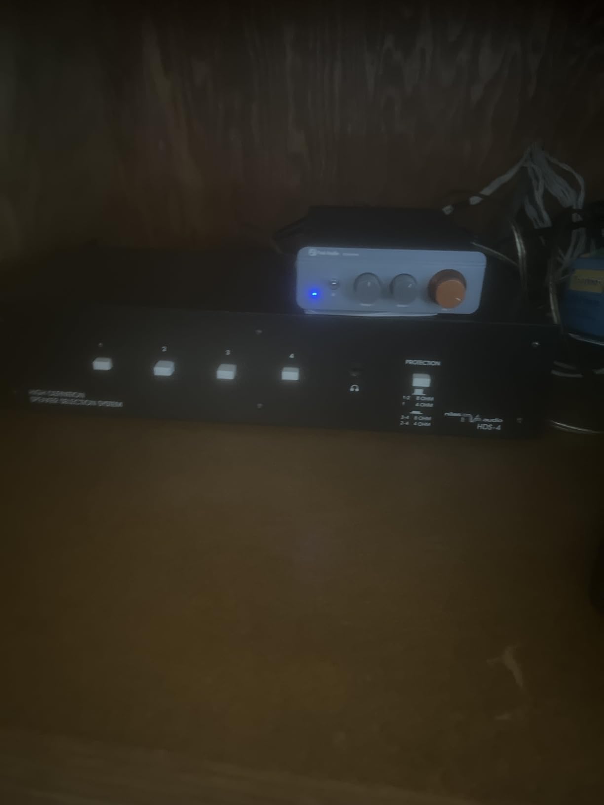 Fosi Audio BT20A Pro Bluetooth 5.0 Amplifier, 300W x2 Wireless Amp, TPA3255 2 Channel Mini Class D Integrated Home Audio Outdoor Stereo Receiver with Bass Treble Control for Passive Speakers customer photo 1