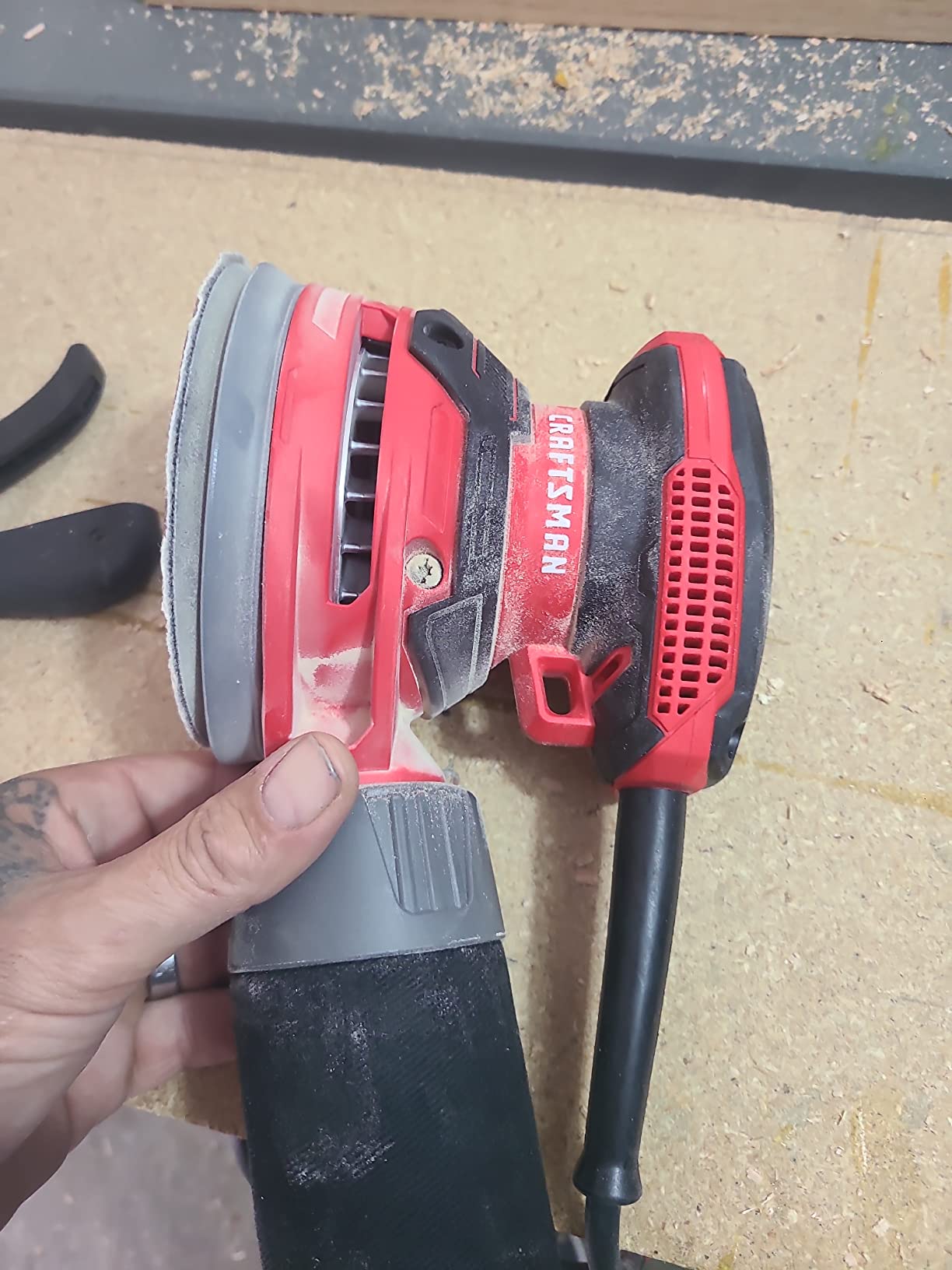 CRAFTSMAN Orbital Sander, 5 inch, 12,000 OPM, 3 Amp, Corded (CMEW231) customer photo 2