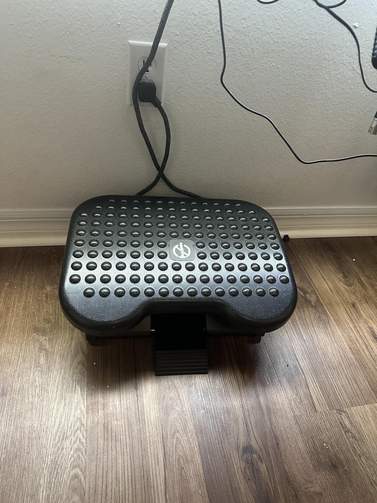 HUANUO Adjustable Foot Rest for Under Desk with Massage Surface and Tilt | 3 height positions, large non-skid platform, pre-assembled foot stool for work, study and home office, ergonomic leg support customer photo 2