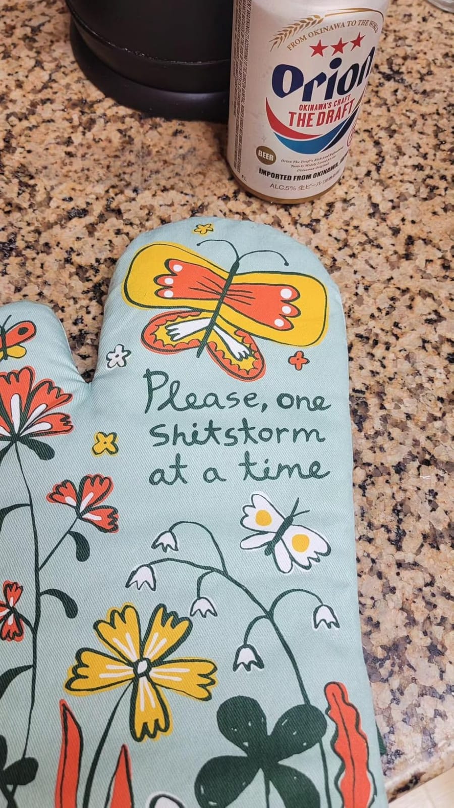 Blue Q Oven Mitts - Cute Kitchen Accessories & Kitchen Gifts - The Secret | Cute Oven Mitts with unique artwork, Super-Insulated Quilting, Easy care maintenance, Kitchen gifts for women and home cooks customer photo 1
