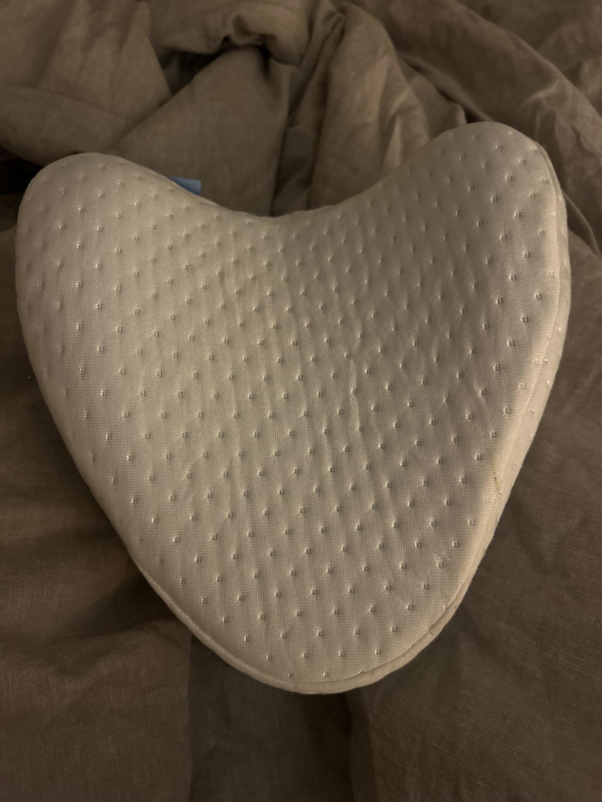 Contour Legacy Leg & Knee Foam Support Pillow for Side Sleepers - Relief for Back, Hips, Knees, Joints, Nerves & Muscles customer photo 2