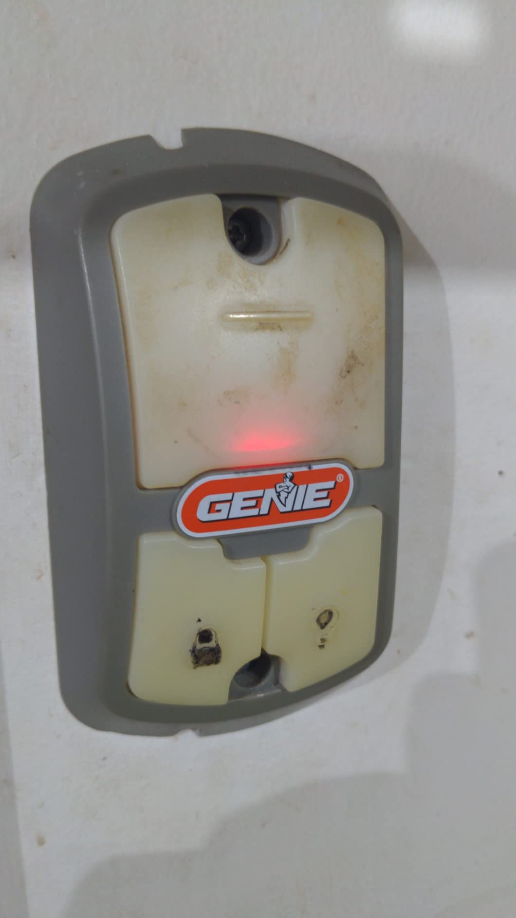 Genie SilentMax 1000 Garage Door Opener - Ultra-Quiet Belt Drive, Model 3042-TKH, 140V DC Motor customer photo 2