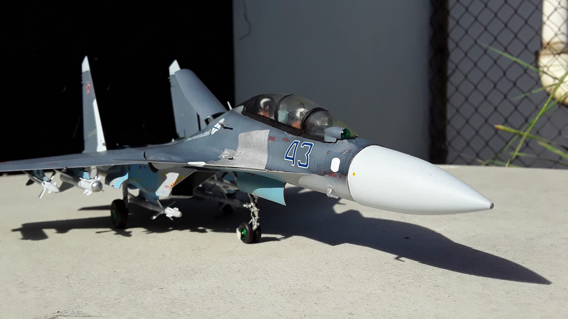 7314 - Russian Air Superiority Fighter SU-30SM Flanker C - Plastic Model Kit Scale 1/72 customer photo 1