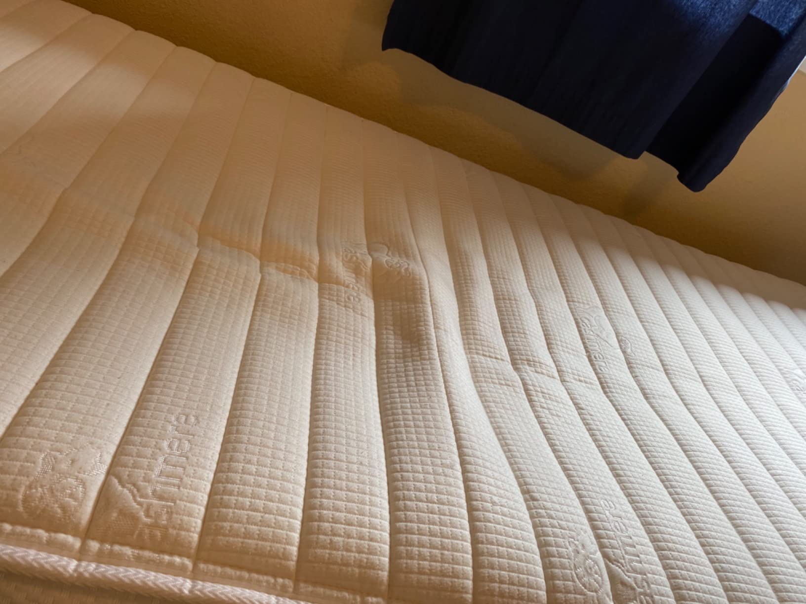10 Inch Full Size Latex Mattress in a Box, Hybrid Natural Organic Mattress Medium Firm Feel Memory Foam and Individual Pocket Springs, CertiPUR-US, 120-Night Free Trial, 20-Year Warranty customer photo 1