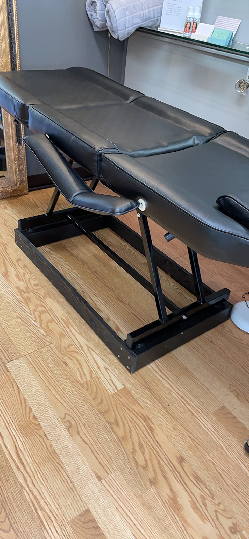Tattoo Chair with Stool Message Bed Spa Salon Table Facial Chair for Client Esthetician Max Weight Capacity 330lbs Black customer photo 1