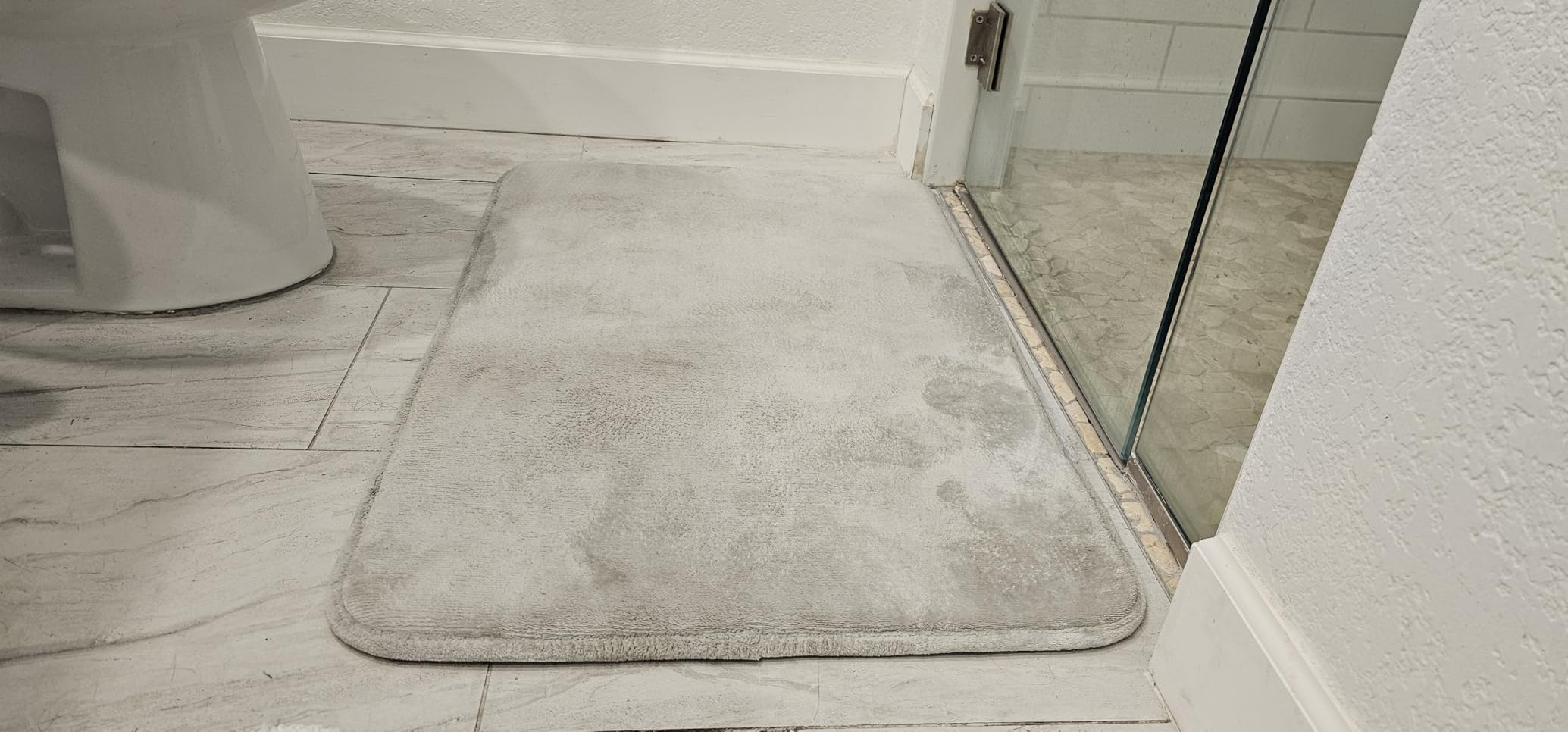 GORILLA GRIP Memory Foam Bath Rug for Bathroom, 24x17 Gray | Soft Absorbent Velvet Bathmat, Durable Grip Dots on Underside, Machine Washable, Carpet Room Decor for Shower Floor customer photo 2