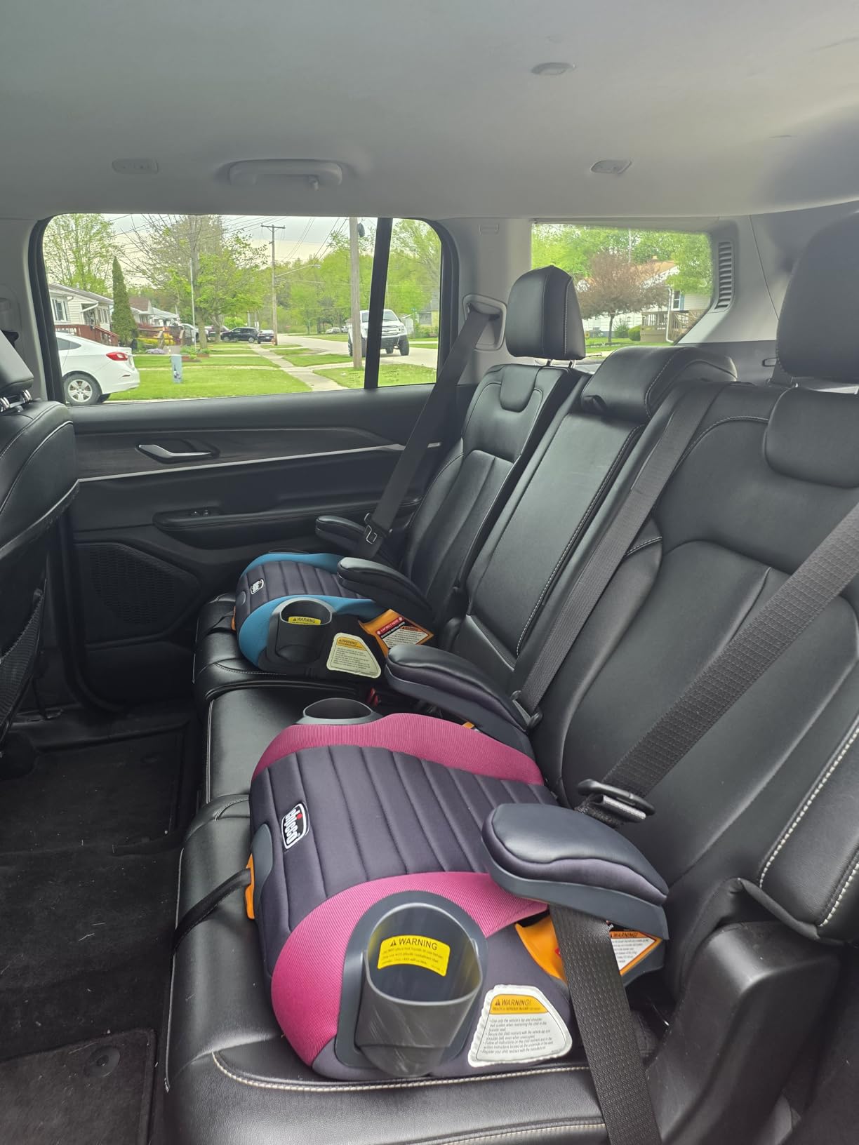 Chicco GoFit Plus Backless Booster Car Seat with Latch, 40-110 lbs | Stream/Blue, ErgoBoost contoured seat, quick-release LATCH, washable pad, 2 cup holders, booster seat for ages 4+, 40-110 lbs customer photo 2