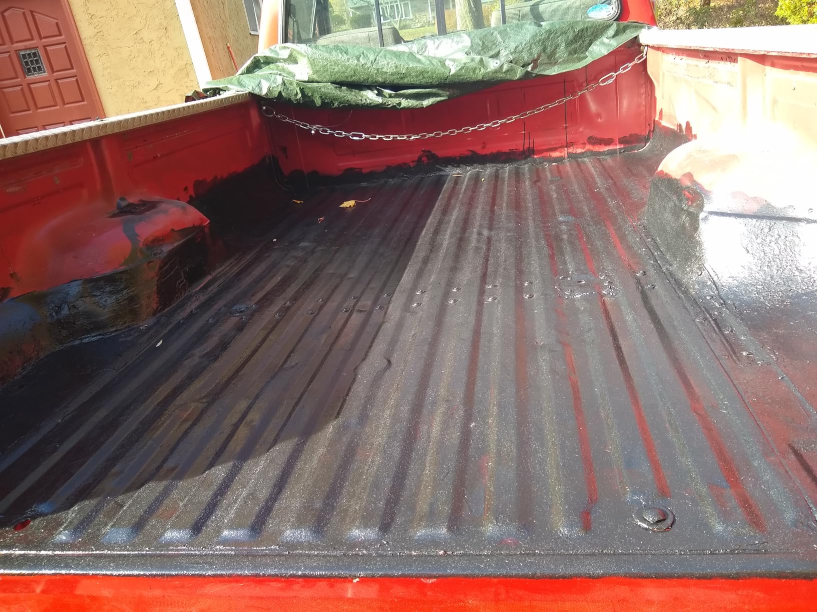 Rust-Oleum 342668 Stops Rust Truck Bed Coating, 1 Quart, Black customer photo 2