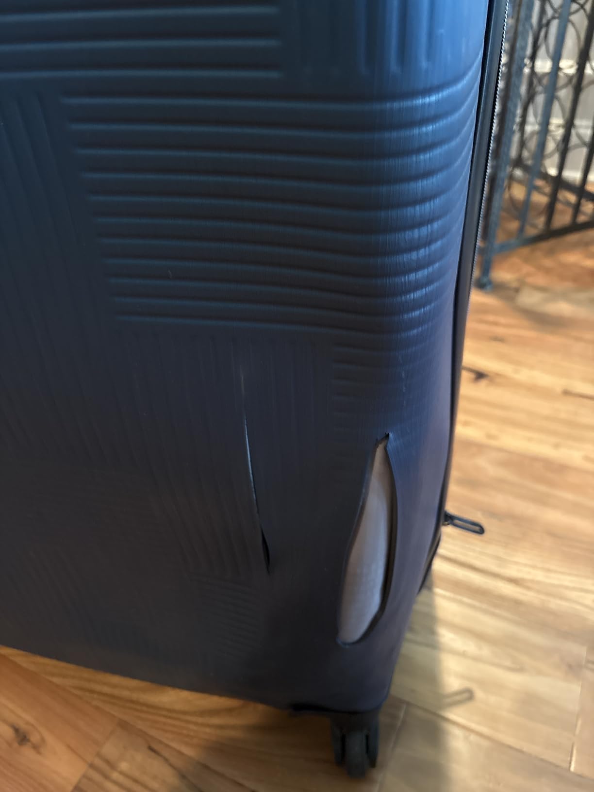 American Tourister Stratum XLT Expandable Hardside Luggage with Spinner Wheels, Jet Black, Carry-On 21-Inch customer photo 2