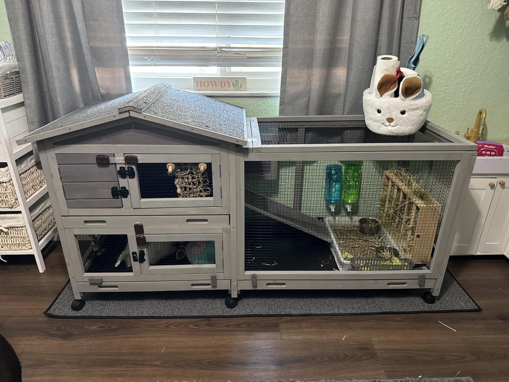 Aivituvin Rabbit Hutch Outdoor Indoor Rabbit Cage Chikcen Coop with Casters Guinea Pig Cage with 3 Deep No Leakage Pull Out Tray,Waterproof Roof customer photo 2