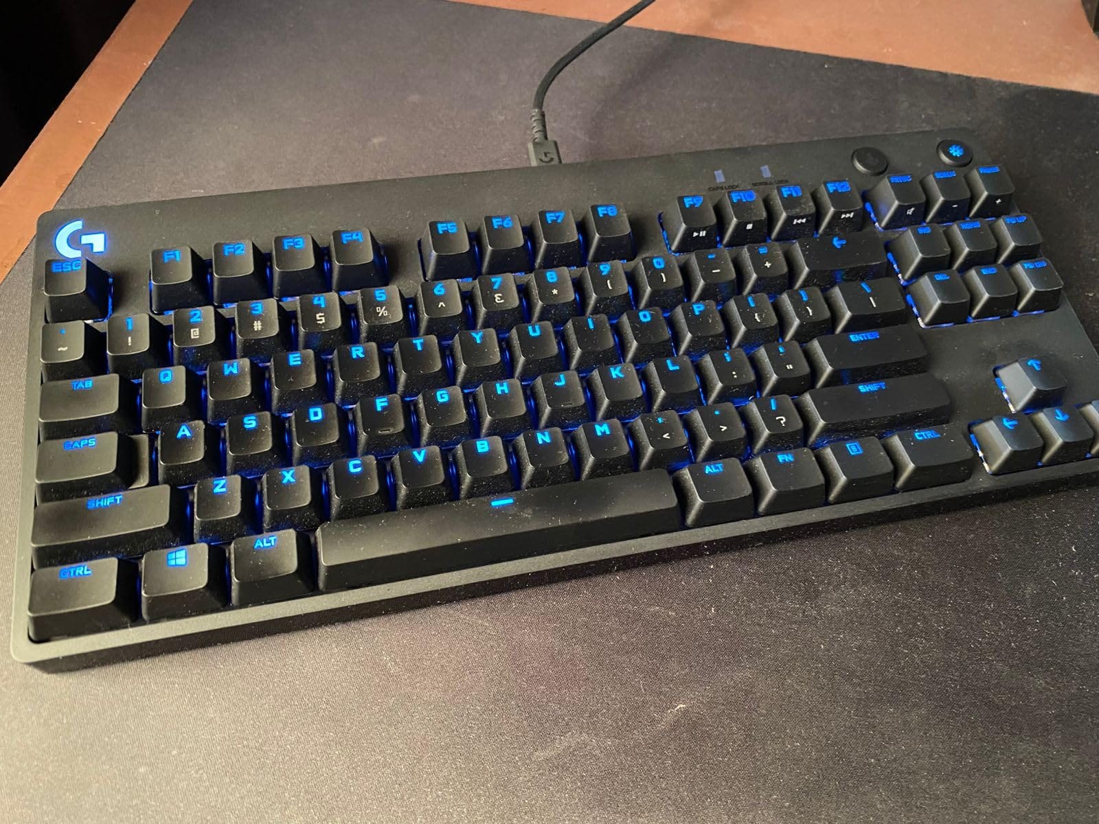 Logitech G PRO Mechanical TKL Tenkeyless Gaming Keyboard (Clicky) - Black customer photo 2
