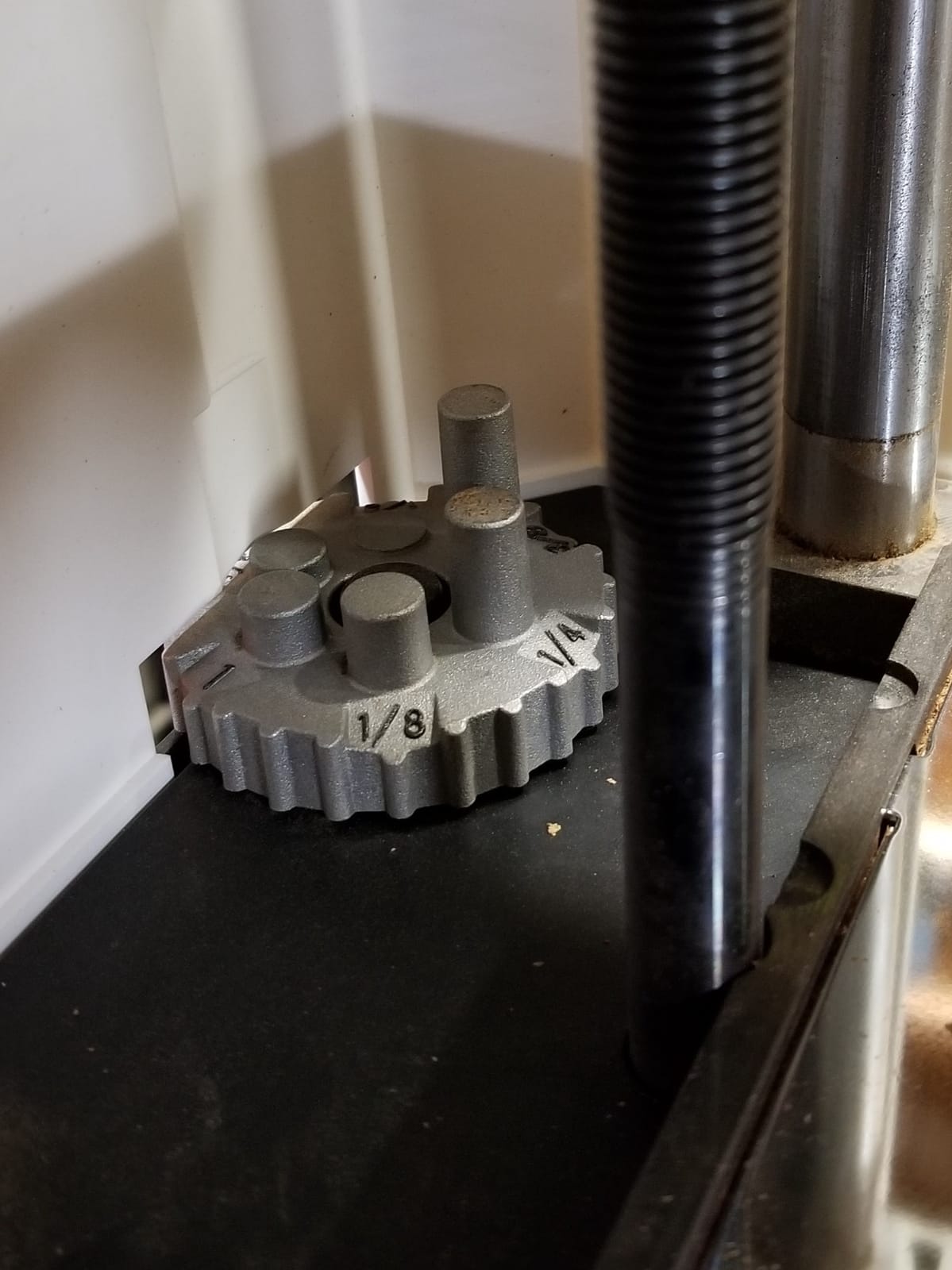 JET 13-Inch Benchtop Thickness Planer for Woodworking, Helical Style Cutterhead with 2-Speed (18 FPM / 26 FPM) Feed Rate, 2 HP, 120V 1Ph (JWP-13BT) customer photo 2
