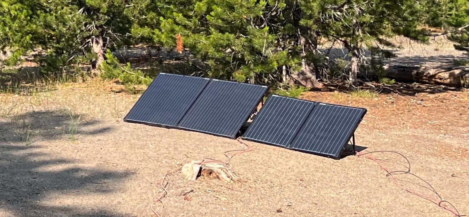 Renogy 200W 12V Portable Solar Panels Suitcase with Waterproof 20A Charge Controller, Foldable 200 Watt Solar Panel W/Adjustable Kickstand, Solar Charger for Power Station, RV, Camping, SUV, Off Grid customer photo 1