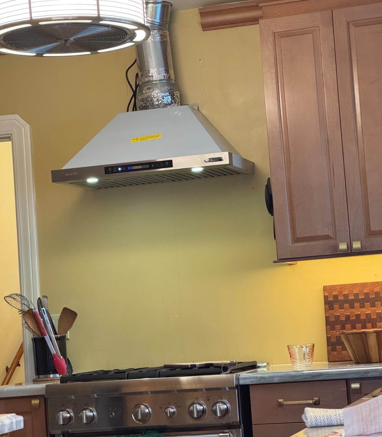 IKTCH 30-inch Wall Mount Range Hood 900 CFM Ducted/Ductless Convertible, Kitchen Chimney Vent Stainless Steel with Gesture Sensing & Touch Control Switch Panel (IKP02-30) customer photo 2