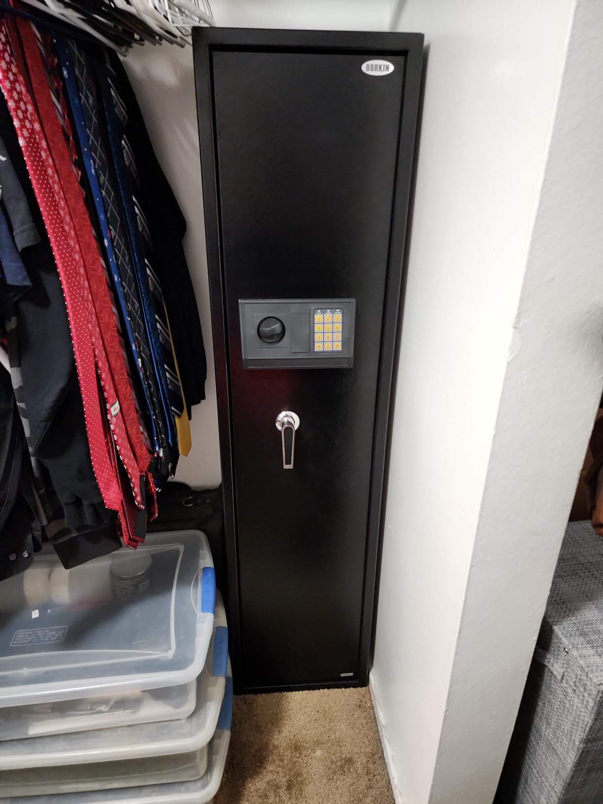 BBRKIN Large Rifle Safe, Long Gun Safe for Rifle Shotgun for Home, Quick Access 5-6 Gun Storage Cabinet with a Handgun Lock Box and a Removable Shelf, Silent Mode (PIN Code Version) customer photo 2