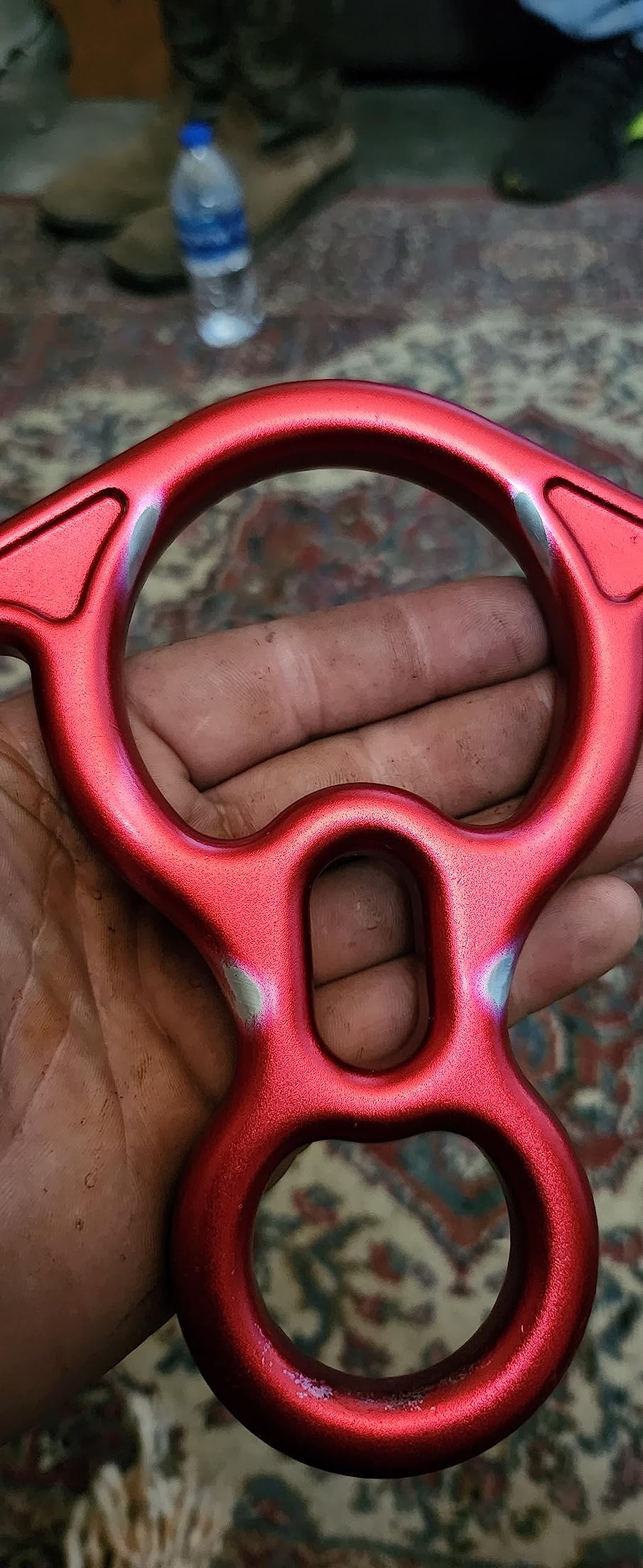 50KN Rescue Figure 8 Descender Large Bent-Ear Belaying and Rappelling Gear Belay Device Climbing for Rock Climbing Peak Rescue 7075 Aluminum Alloy customer photo 1