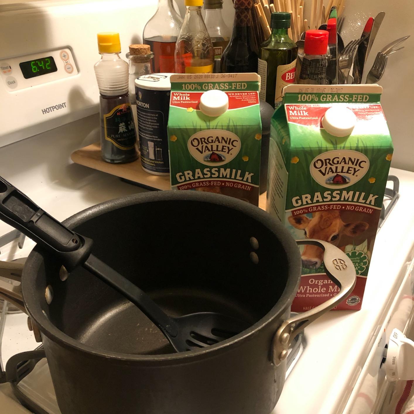 The Big Cheese Ultimate Cheese Making Kit - Makes 10 Cheeses (Mozzarella, Mascarpone, Feta, Ricotta + 6 More) - 40 Batches with Rennet & Recipe Book customer photo 1