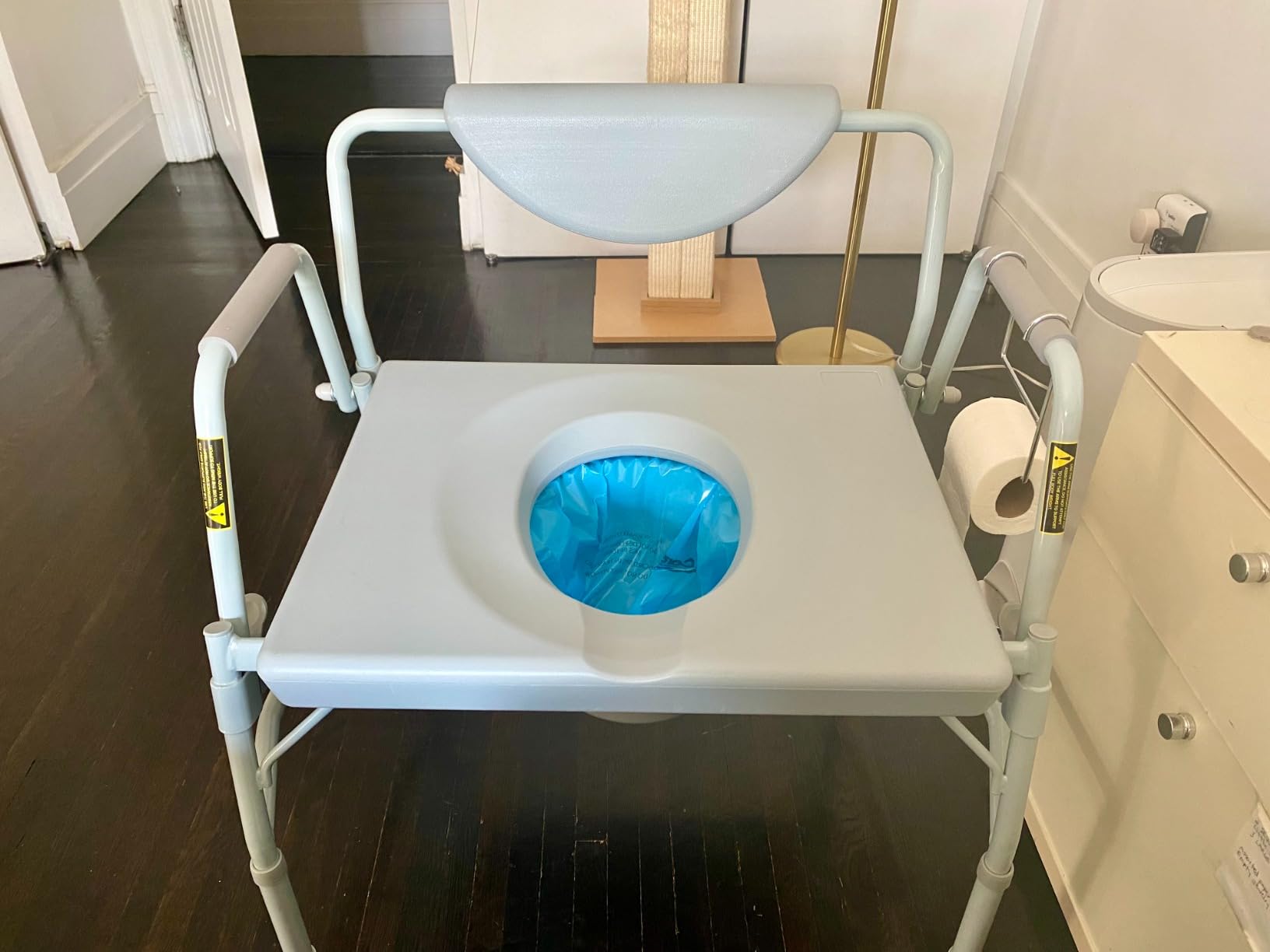 Dynarex Bariatric Drop Arm Bedside Commode, Multi-Use Portable Toilet Chair with 650 Pound Weight Capacity and a Heavy-Duty Steel Frame, Grey customer photo 1