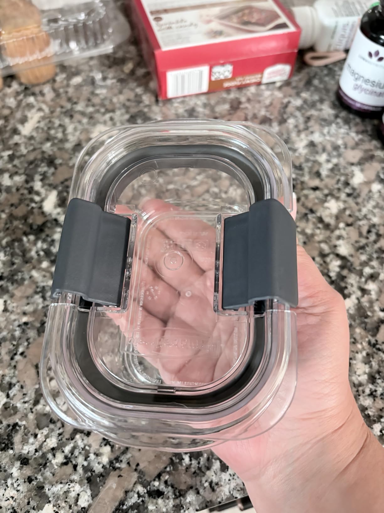 Rubbermaid Brilliance BPA Free 44-Piece Food Storage Containers Set Airtight Leak-Proof with Lids for Meal Prep Lunch and Leftovers customer photo 1