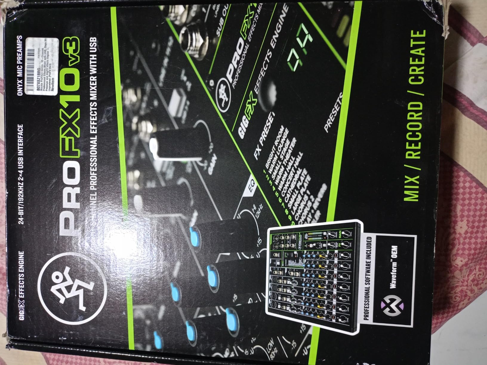 Mackie ProFX10v3 10-Channel Professional Analog Mixer with USB, Onyx Mic Preamps and GigFX Effects Engine | Includes Pro Tools First, 39 plug-ins and Waveform OEM for recording, mixing and production customer photo 2