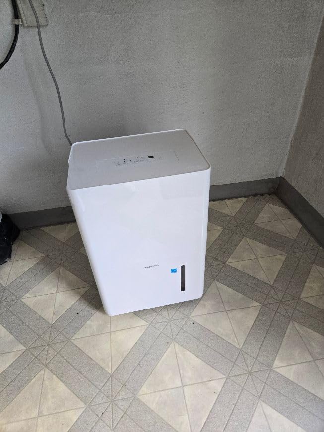 Amazon Basics 50-Pint Large Dehumidifier with Humidity Control, Timer, Auto-Defrost, Overflow Protection, Washable Filter for Rooms up to 4000 SFT, White customer photo 2