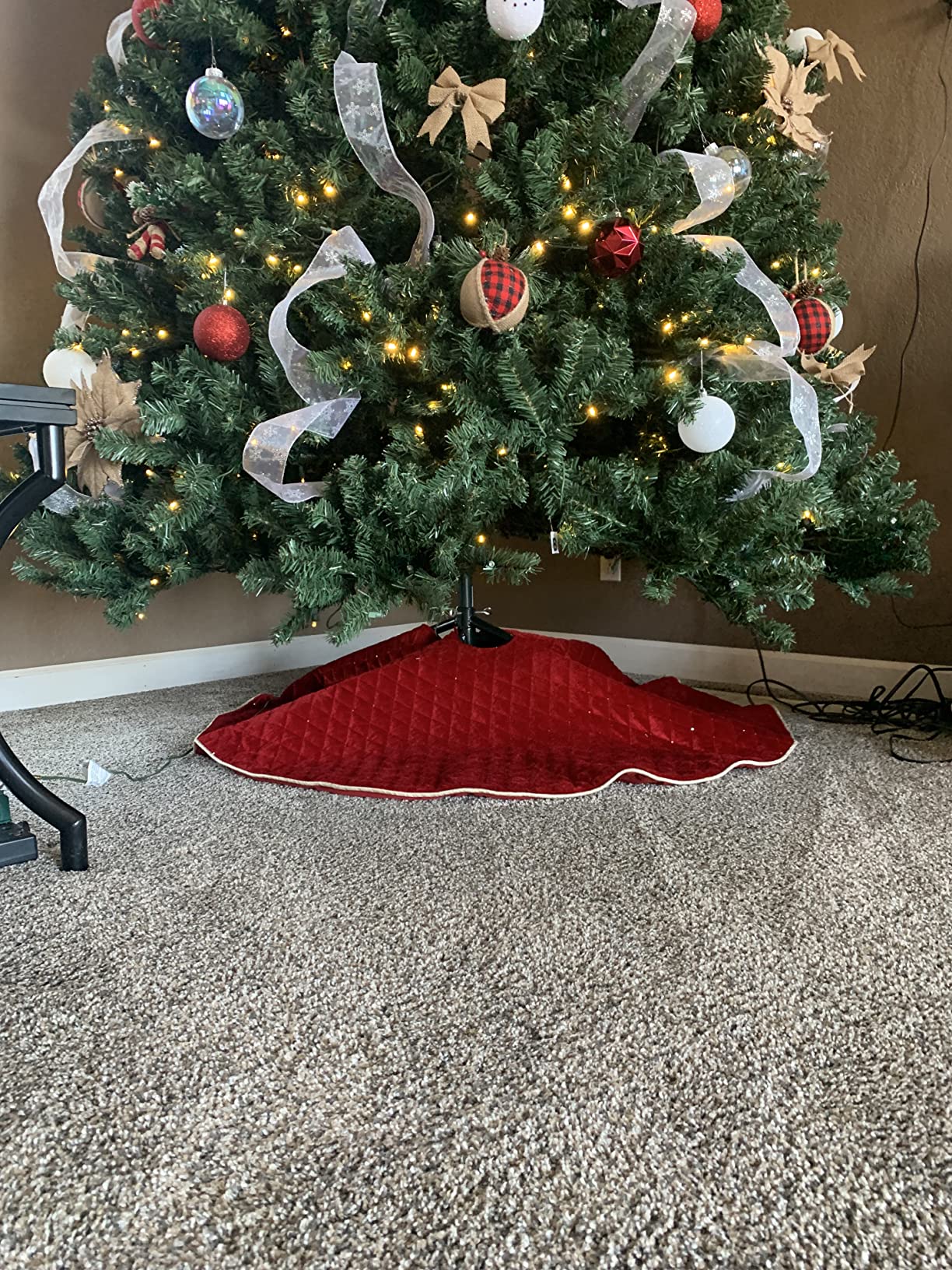 Best Choice Products 12ft Pre-Lit Instant Setup No Fluff Hinged Artificial Spruce Christmas Tree w/ 1,250 LED Lights, 4,693 Memory Steel Tips, Metal Stand customer photo 2