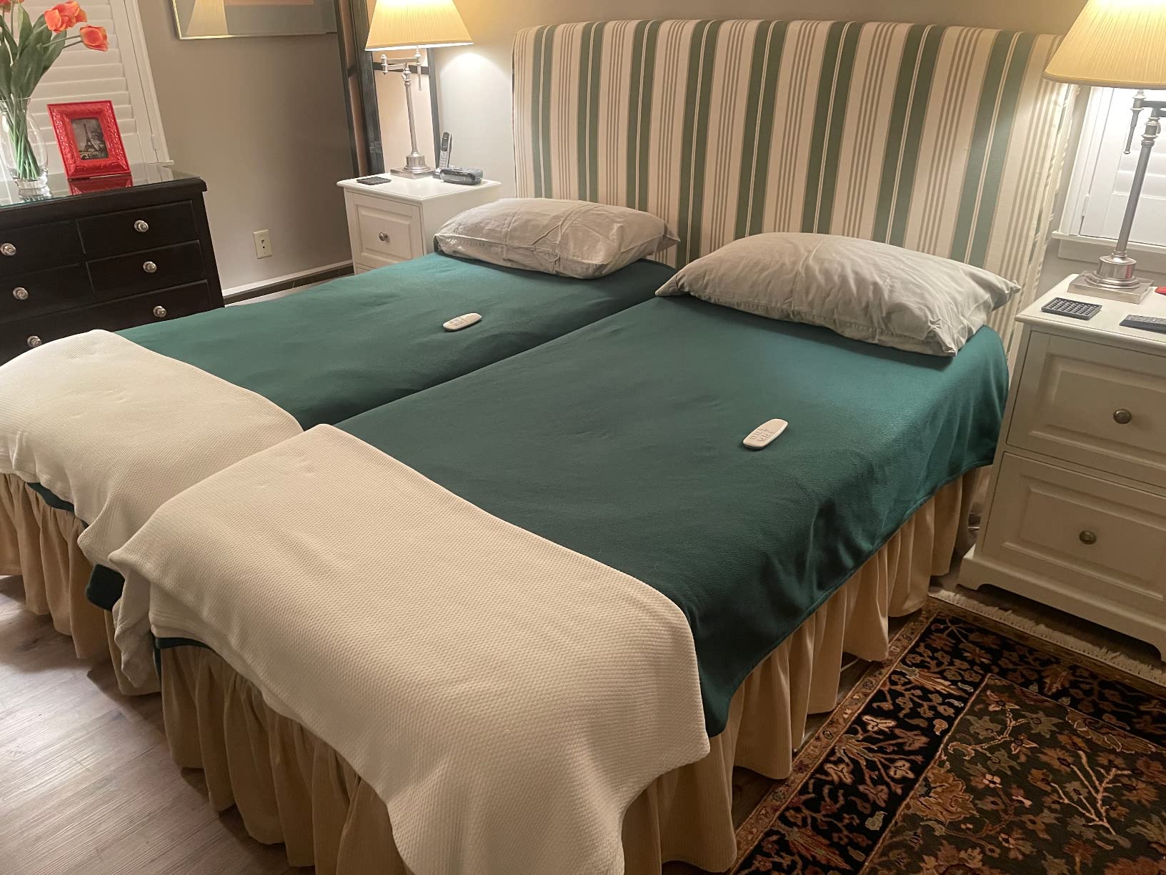 Lucid L600 Adjustable Bed Frame - Zero Gravity - Massage - App, Twin XL customer photo 2