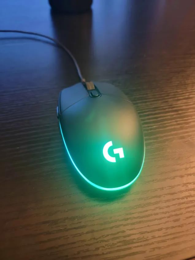 Logitech G203 Wired Gaming Mouse - Black | LIGHTSYNC RGB, On-Board Memory, 6 Programmable Buttons, Compabile with PC/Mac customer photo 2