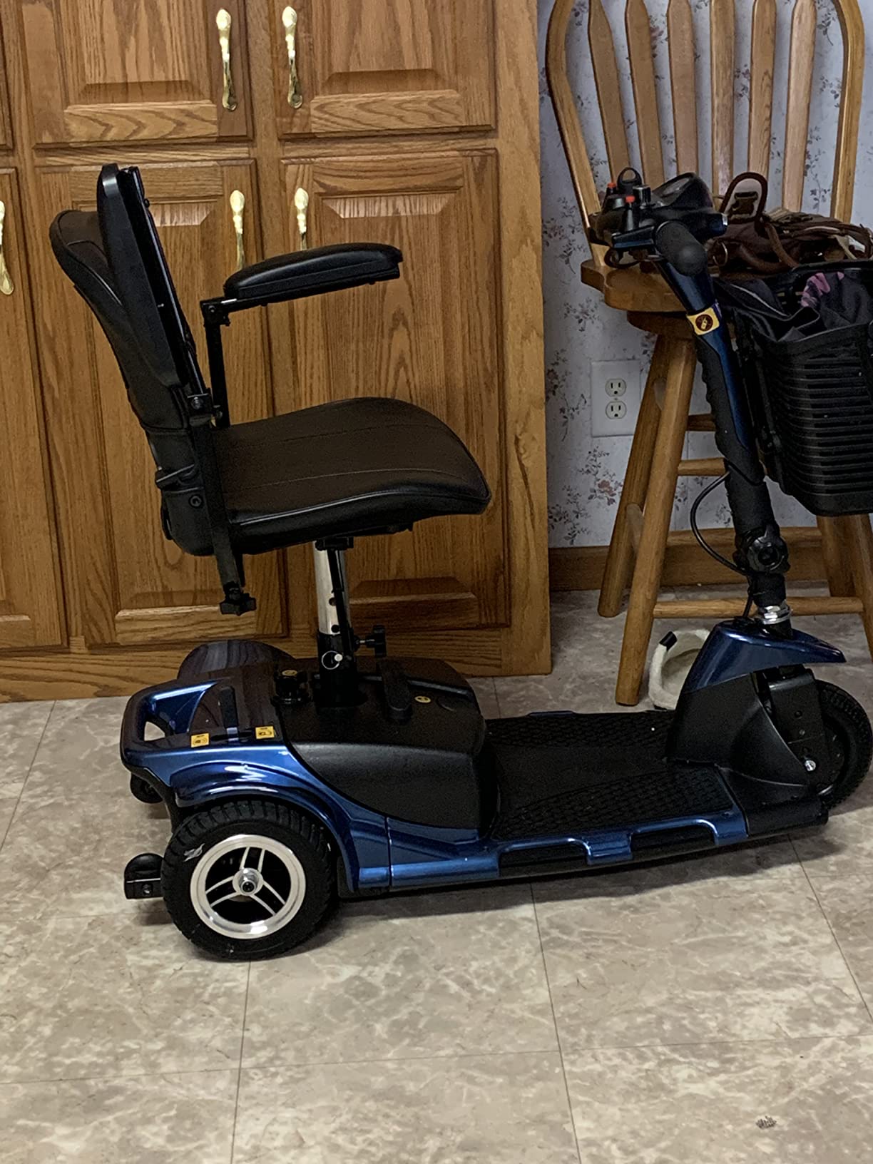Vive 3 Wheel Mobility Scooter - Electric Powered Mobile Wheelchair Device for Adults - Folding, Collapsible and Compact for Travel - Long Range Power Extended Battery with Charger and Basket Included customer photo 1