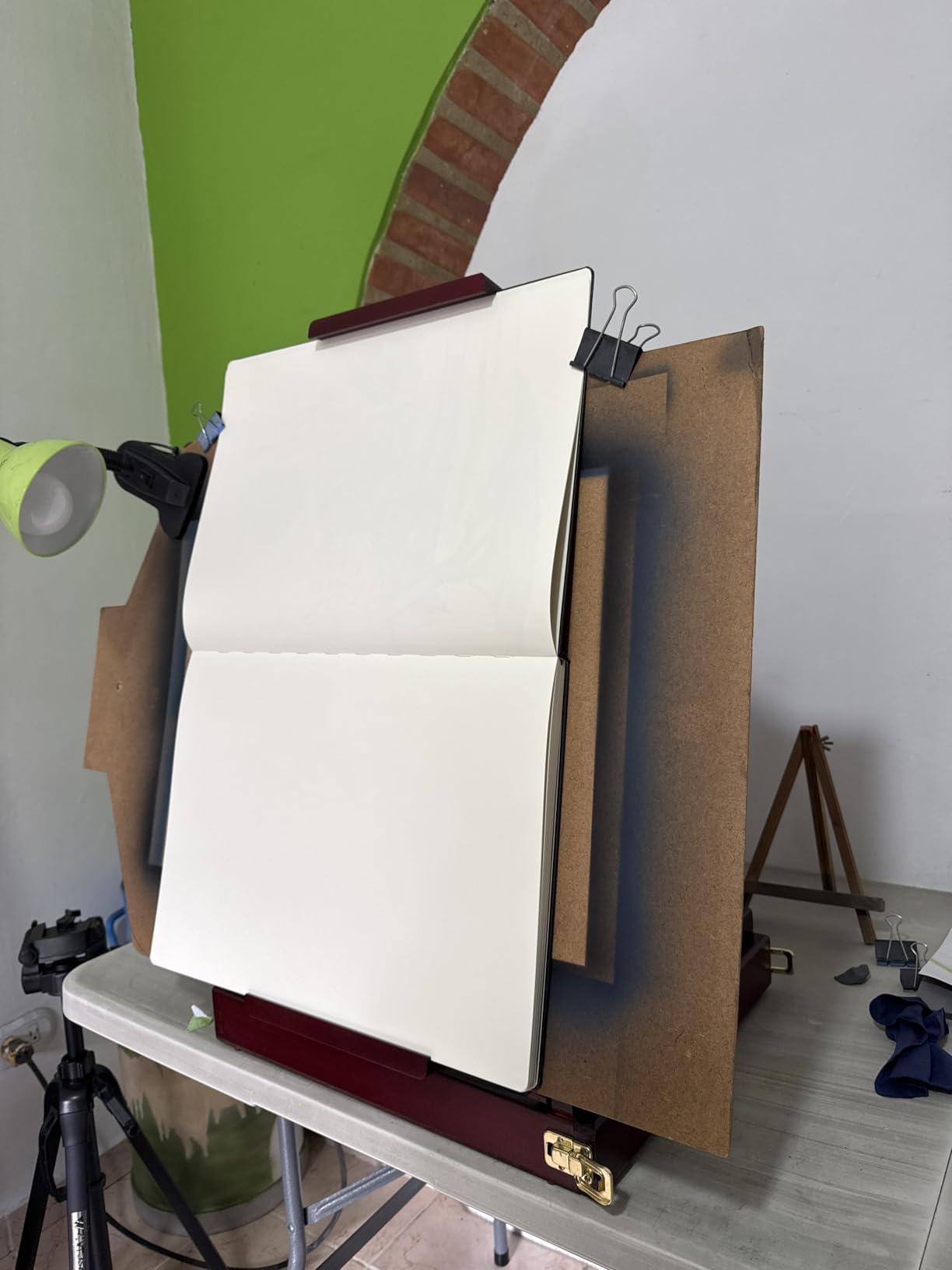 MEEDEN Portable Tabletop Easel for Painting: Artist Sketchbox | Beech Wood - Built-in Art Supply Storage Drawer - Fits 34