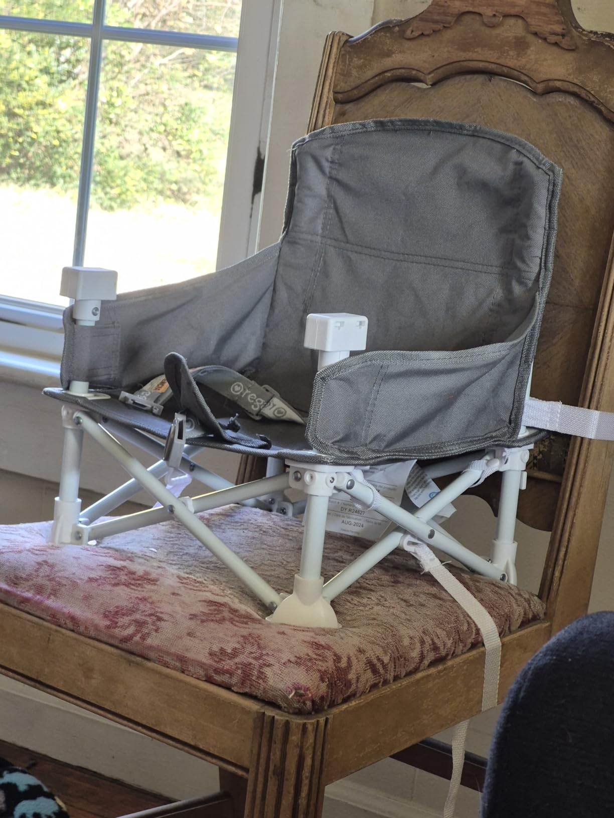Regalo My Chair 2-in-1 Baby High Chair & Portable Travel Booster Seat, Booster Seat for Kitchen Chair, Oversized Tray with Cup Holder, Gray customer photo 1