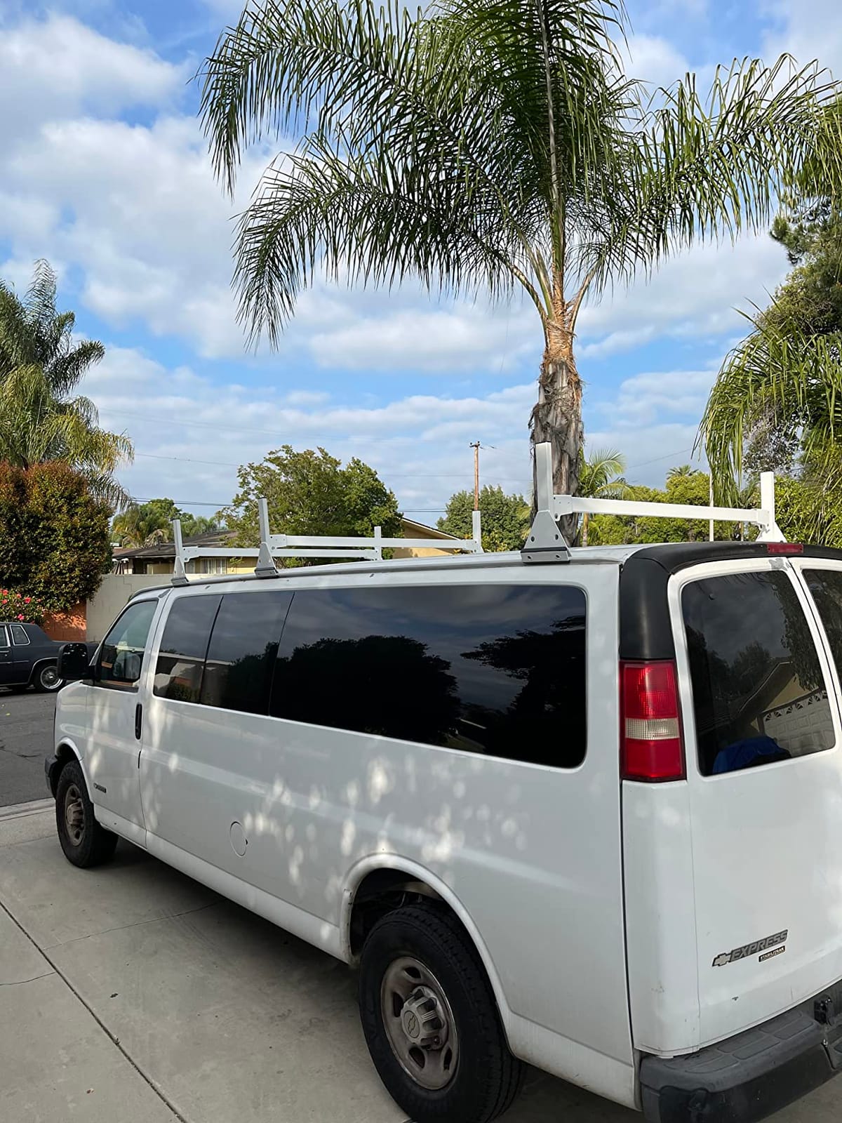 ECOTRIC 59in Roof Racks Compatible with 1996-Up Chevy Express GMC Savana | 850 LBS Capacity 3 Bar Roof Ladder Rack for Van Steel White customer photo 1