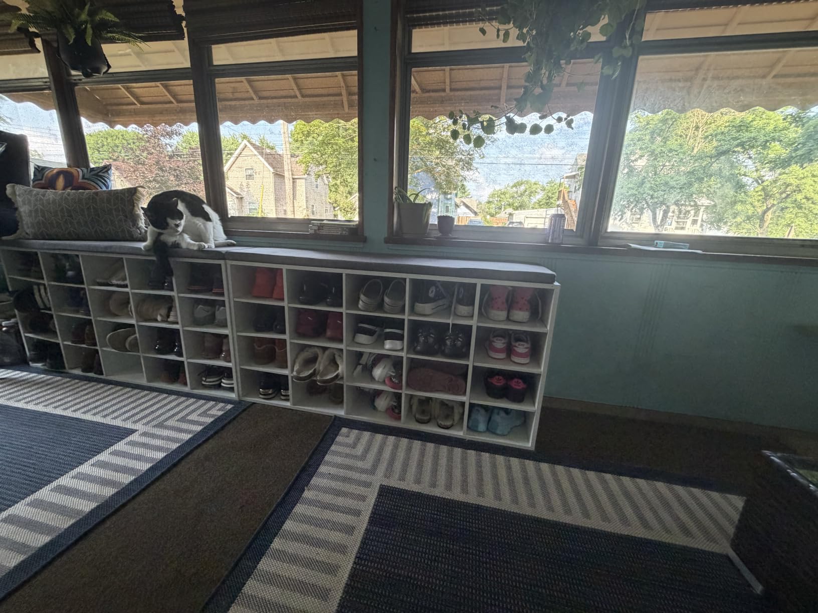 VASAGLE Shoe Bench with Cushion, 15 Compartments, 11.8 x 41.3 x 18.9 Inches customer photo 2