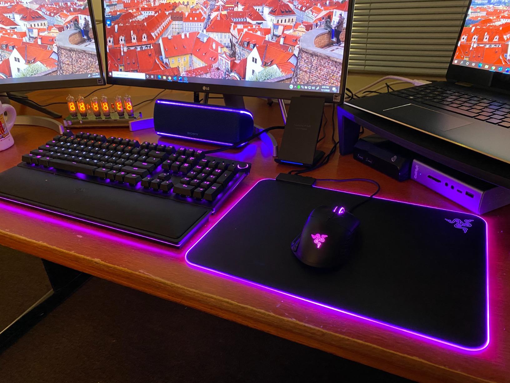 Razer Firefly Hard V2 RGB Gaming Mousepad, Customizable Chroma Lighting - Built-In Cable Management, Balanced Control and Speed, Non-Slip Rubber Base customer photo 2