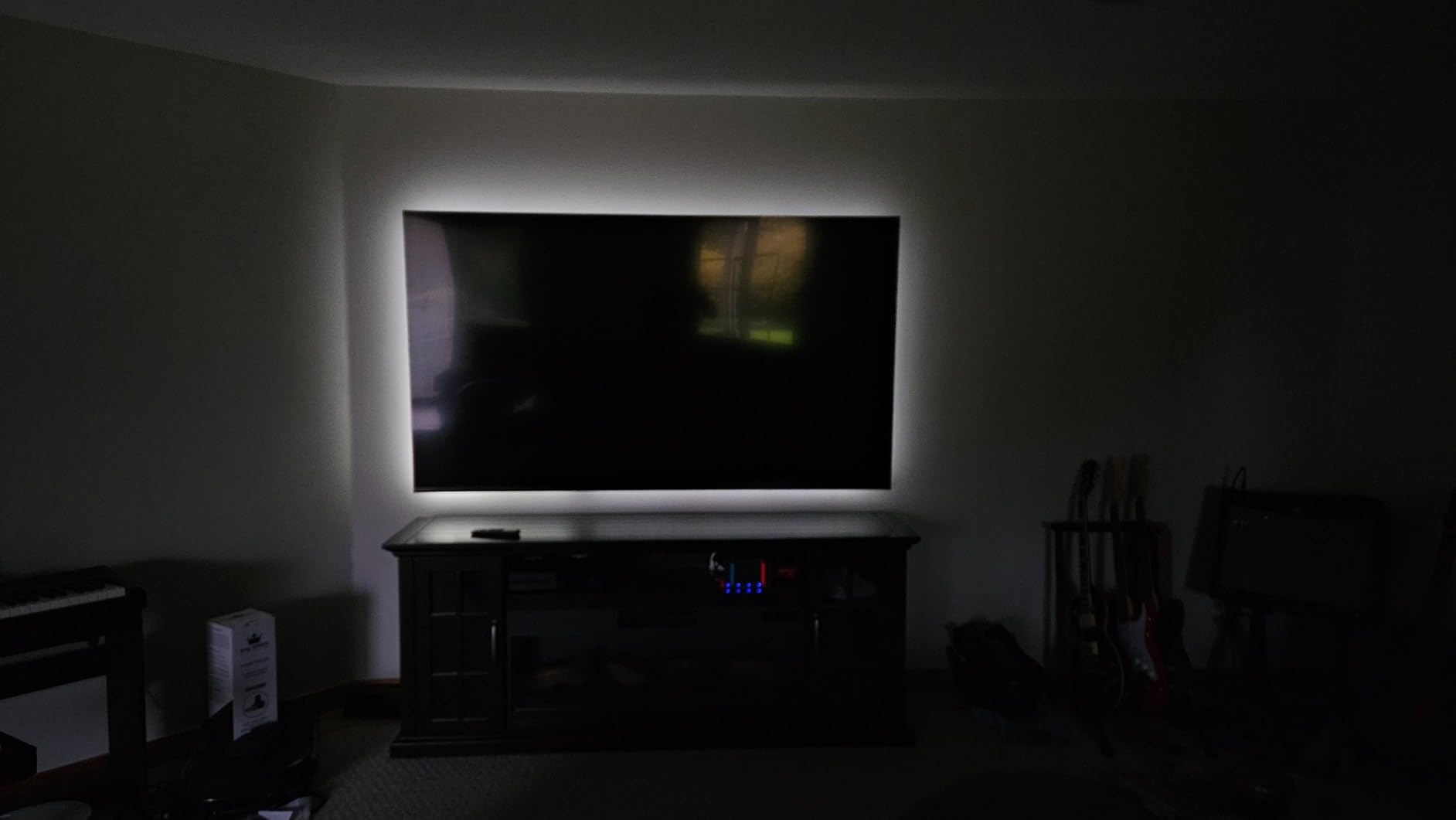 HAMLITE USB TV Bias Lighting 6500K True White for 50-55inch TV, 11.5ft LED Lighting fixtures for Indoor and Outdoor Lighting Applications Covers 4 Sides of 50-55 Inch TV, TV Light with RF Remote customer photo 2