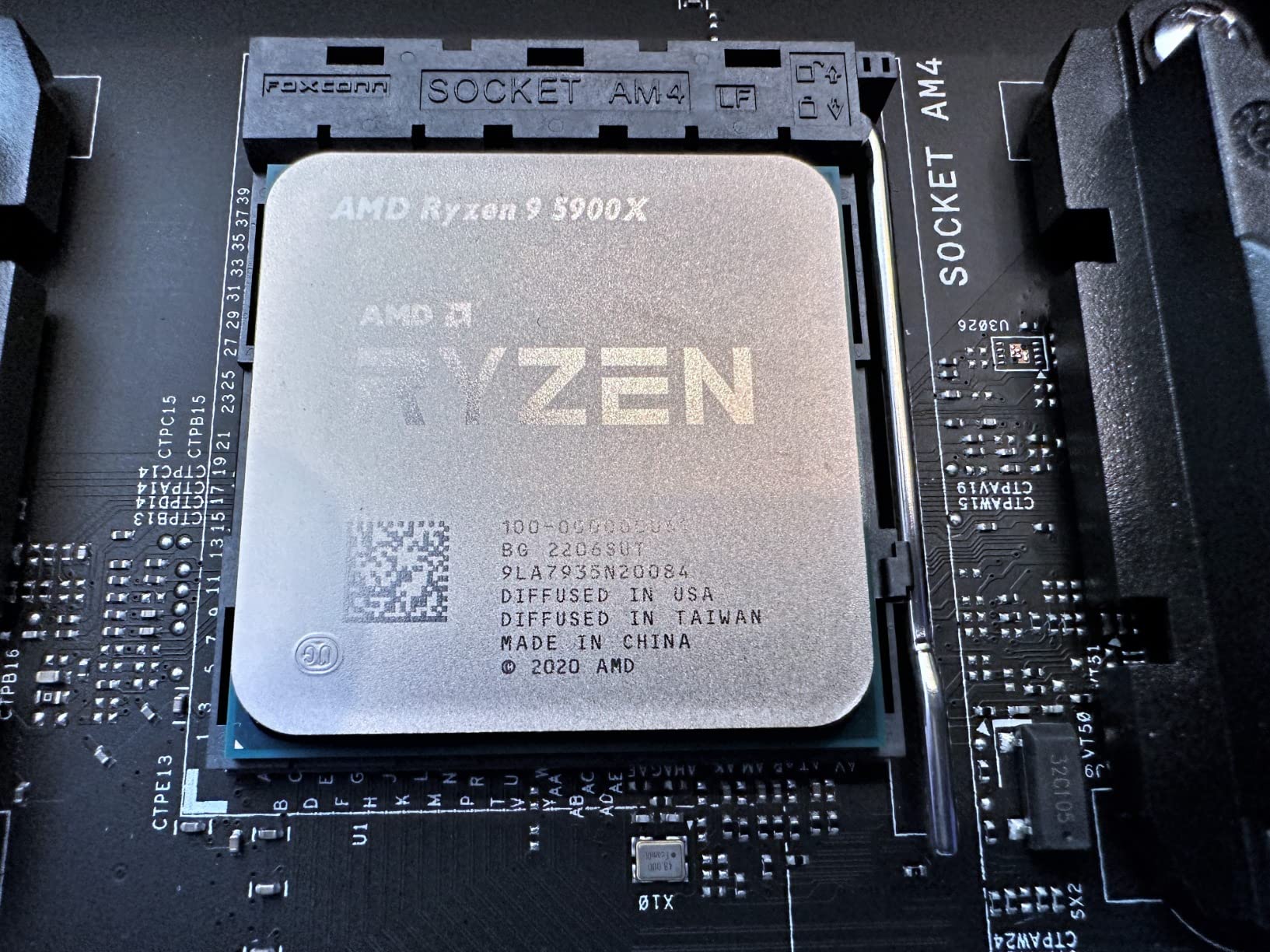 AMD Ryzen 9 5900X 12-core, 24-Thread Unlocked Desktop Processor customer photo 2
