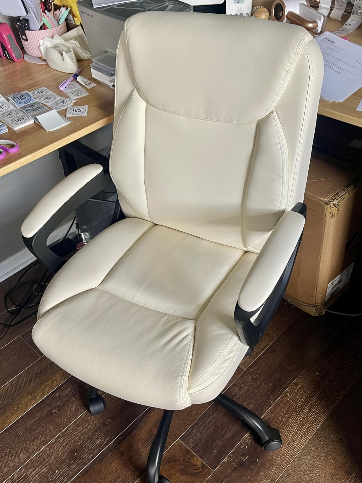 Amazon Basics Classic Puresoft PU Padded Mid-Back Office Chair with Armrest, Height Adjustable, Wheels, Brown customer photo 2