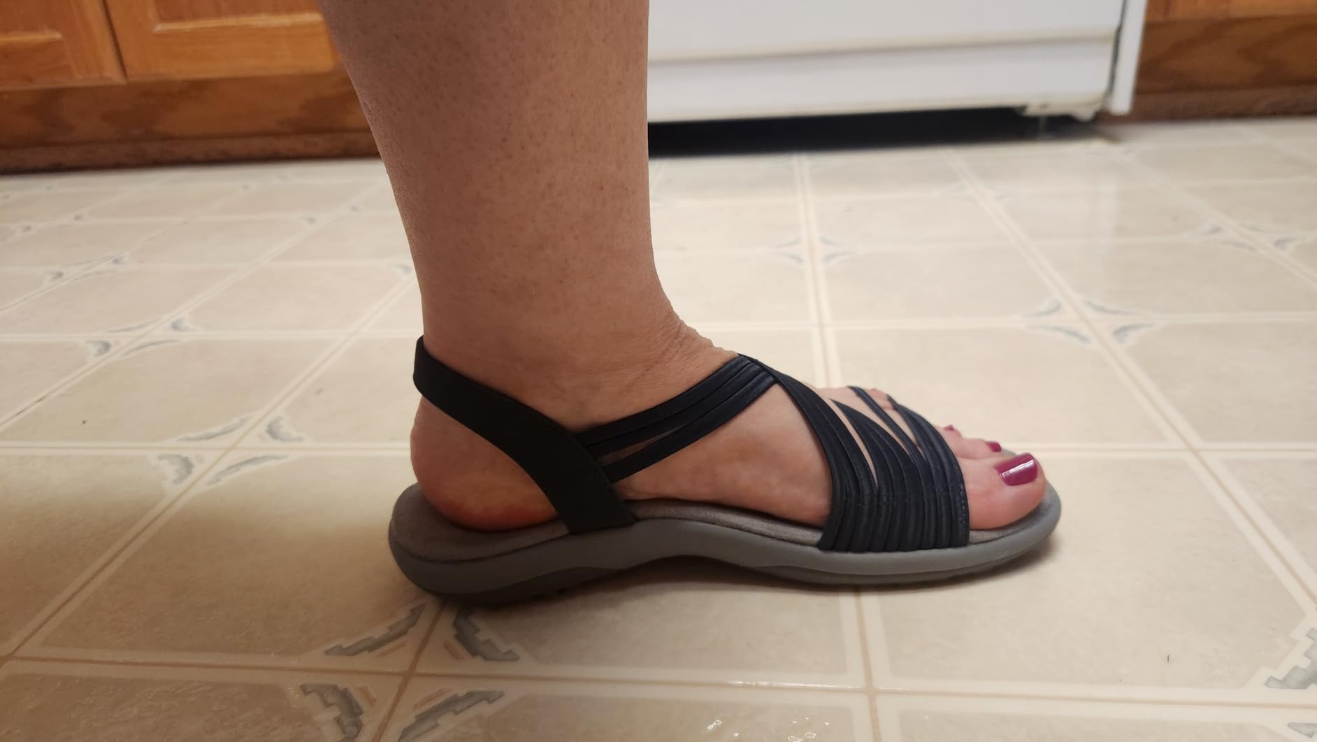 Skechers Women's Reggae Slim Simply Stretch Sandal customer photo 2