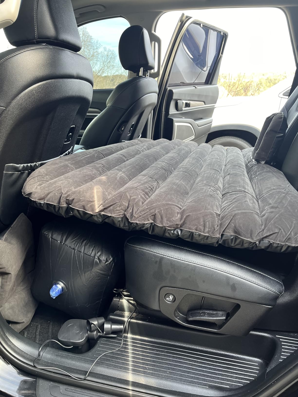 Onirii Inflatable Car Air Mattress Back Seat Bed with Air Pump | 55