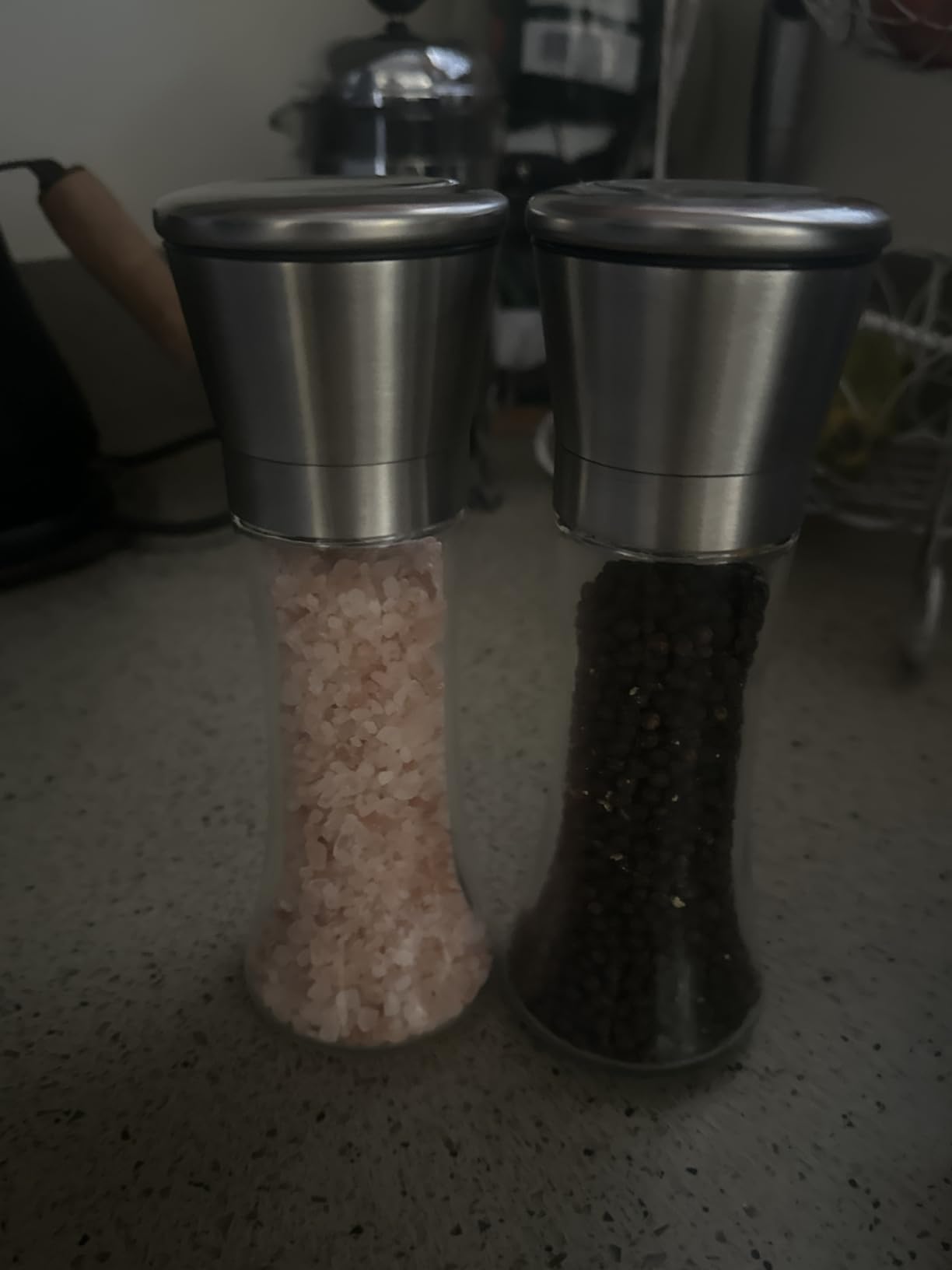 HOME EC Original Stainless Steel Salt or Pepper Grinder - Adjustable Ceramic Sea Salt Grinder or Pepper Mill with Tall Glass Body customer photo 1