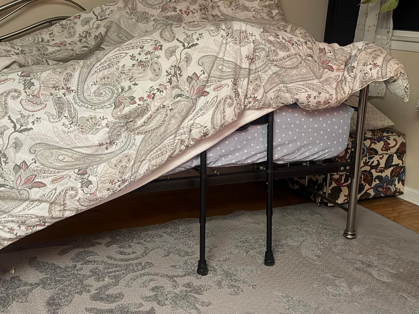 Medical king Bed Rails for Elderly Adults Safety Bed Assist Rails for Seniors with Adjustable Heights ASTM Approved Easy to get in or Out of Bed with Floor Support customer photo 1