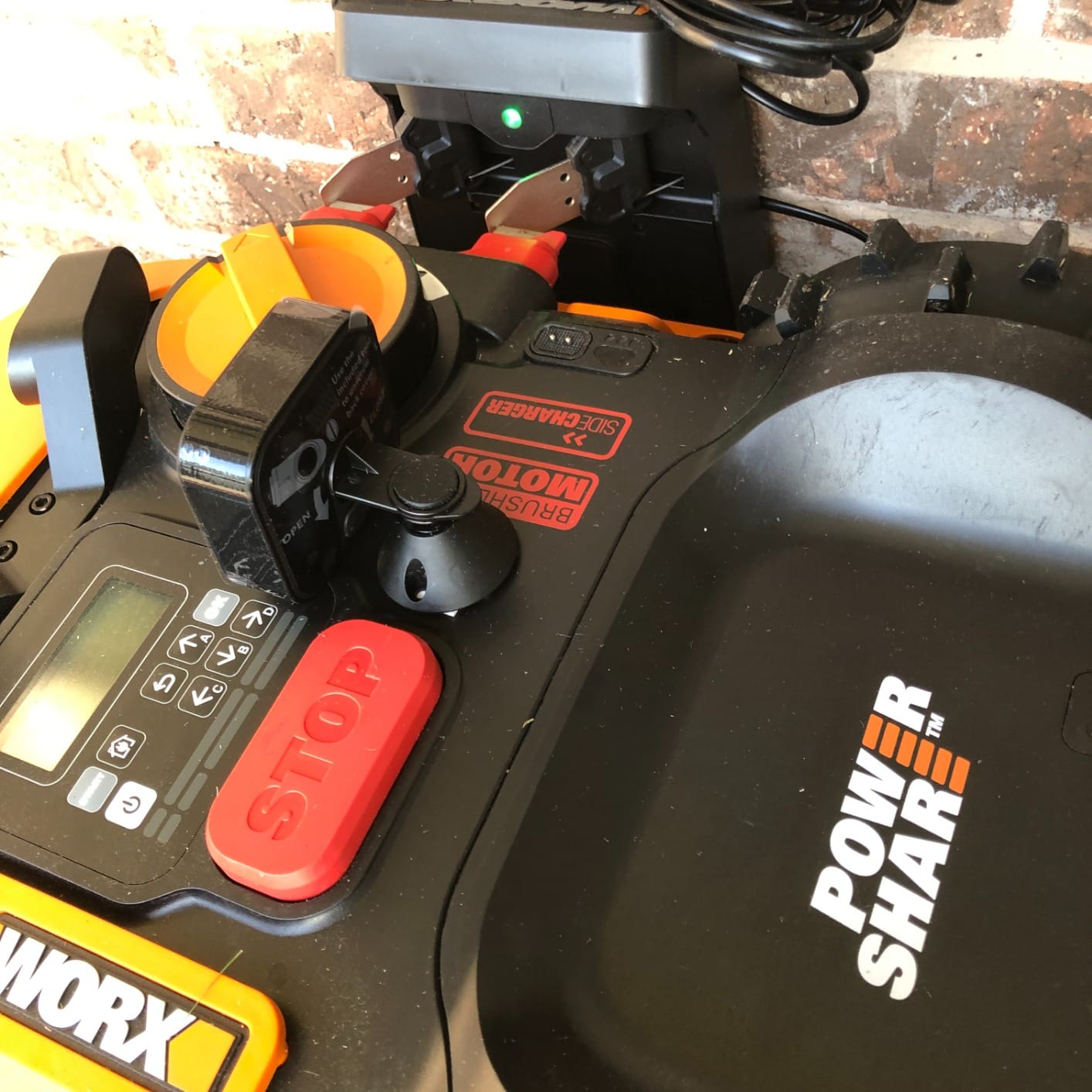 WORX Landroid M 20V Robotic Lawn Mower w/GPS for 1/4 Acre / 10,890 Sq.Ft, Power Share - WR143 (Battery & Charger Included) customer photo 1