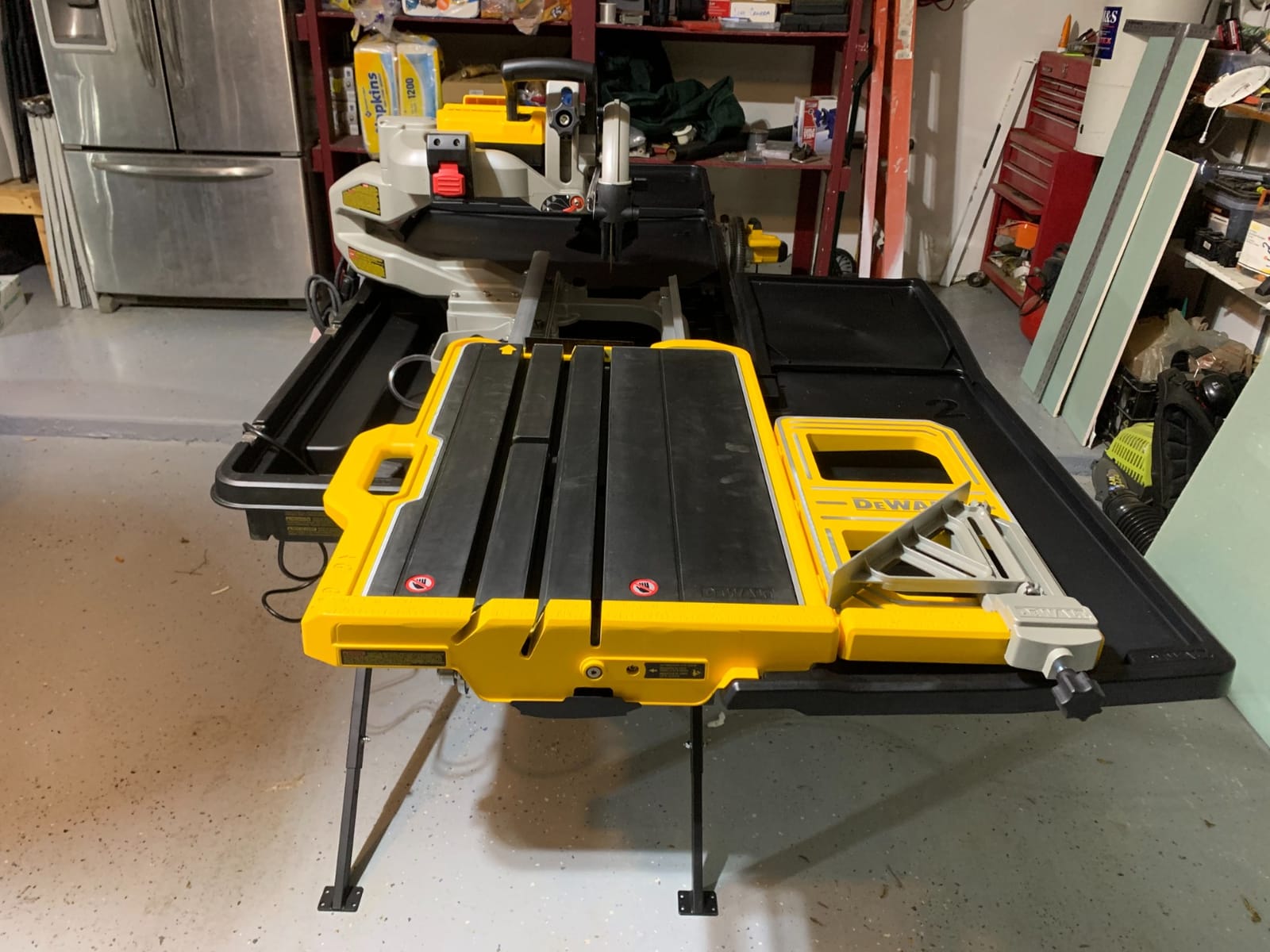 DEWALT Wet Tile Saw with Stand, 10 Inch, 15-Amp, 1,220 MWO, Corded (D36000S) customer photo 2