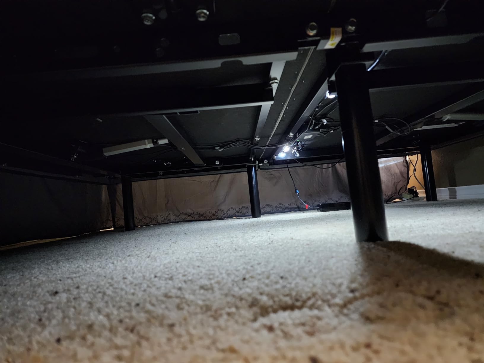 Sven & Son Classic Adjustable Bed Base, Head and Foot Lift, Massage, Under-Bed Lights, USB, Memory, Zero Gravity Smart Frame - King customer photo 2