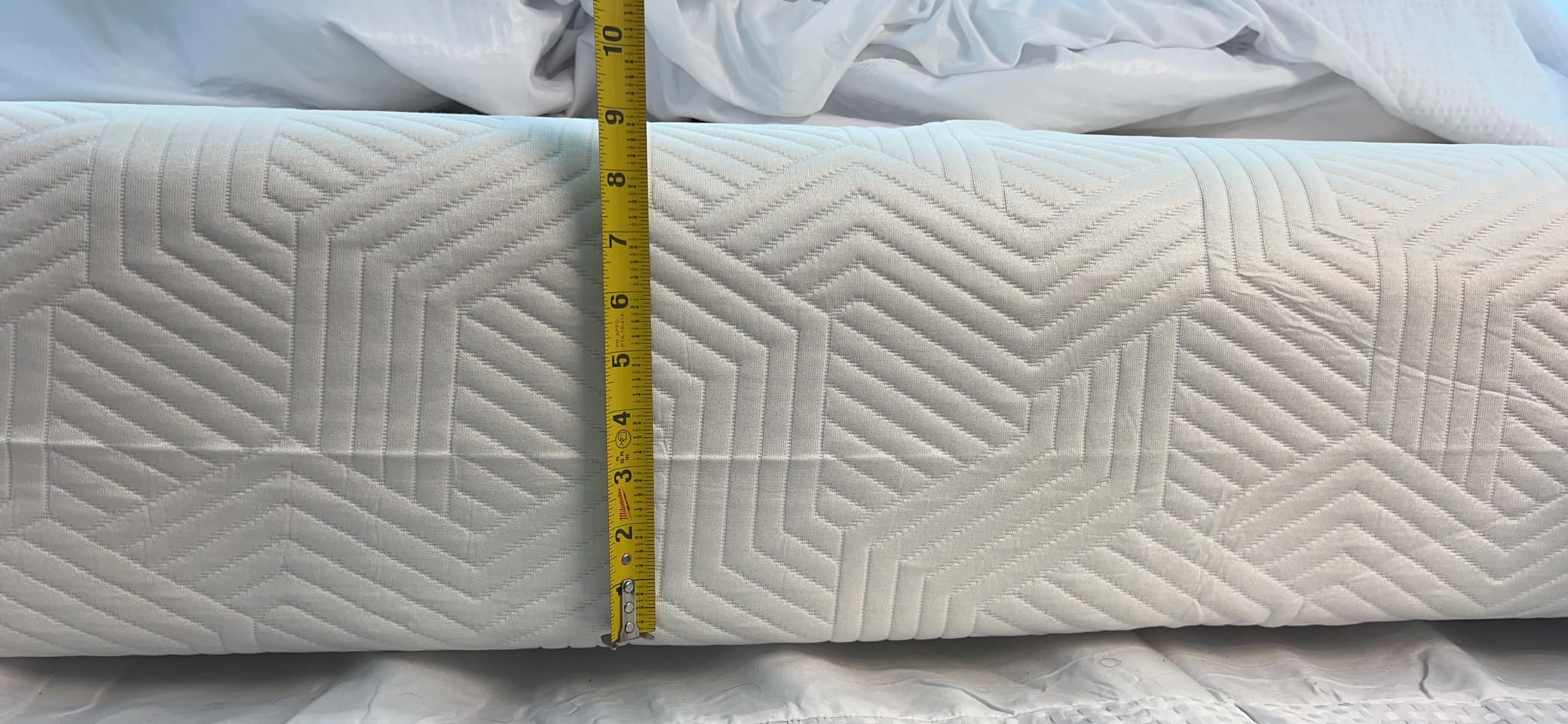 Lucid 10 Inch Firm Gel Memory Foam Mattress - Bamboo Charcoal & Cooling Gel - Fiberglass Free - Bed in a Box - CertiPUR-US Certified - Queen Size customer photo 1
